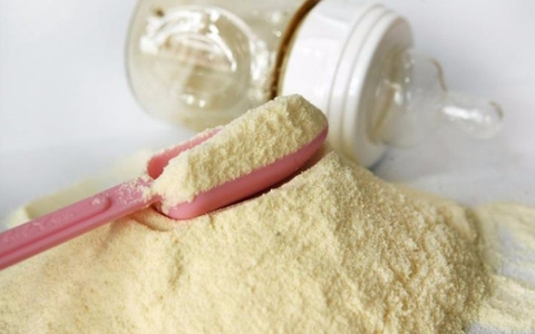 Quảng cáo '100g Hikid bằng 20 lít sữa tươi', công ty thừa nhận thiếu sót