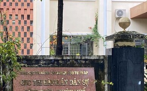 Bắt nữ kế toán Cục Thi hành án dân sự TP Huế tham ô hơn 5,5 tỷ đồng