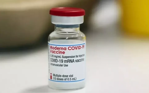 Bê bối mới của hãng Moderna do vi phạm quy định tiêm vaccine ngừa COVID-19