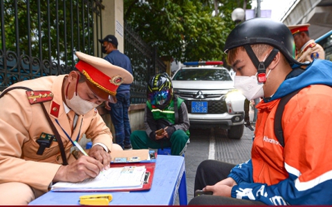 Đề xuất tăng mức phạt tiền vi phạm giao thông đường bộ tối đa lên 150 triệu đồng