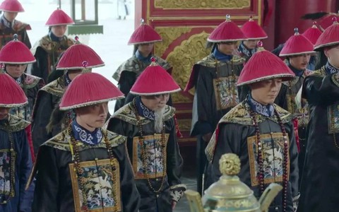 Các quan lại của triều đình nhà Thanh có công việc như thế nào? Đi làm thì không mệt, nhưng tan làm mới là cực hình