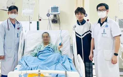 Người phụ nữ viêm gan B sống sót kỳ diệu sau hôn mê gan