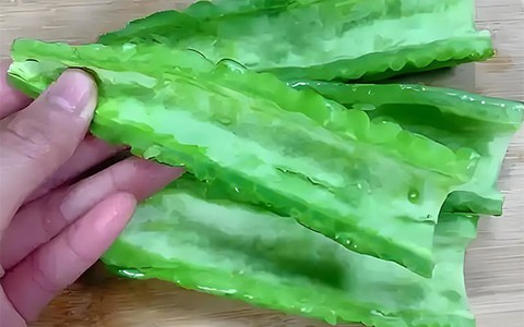 Mẹo làm mướp đắng hết đắng tới 70% không phải ai cũng biết