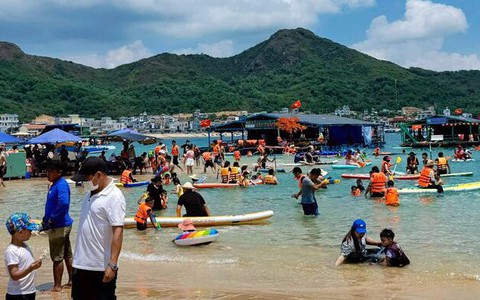 Bình Định 'siết' hoạt động mô tô nước sau vụ bé gái 8 tuổi thiệt mạng