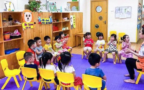 Những vấn đề các bé có thể gặp phải khi mới bắt đầu đi trẻ, bố mẹ hãy chuẩn bị tâm lý và tìm cách hỗ trợ con