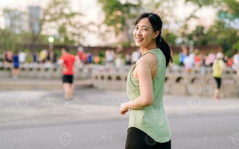 Đi bộ là "liều thuốc trường sinh" tốt nhất, nhưng có 2 kiểu đi bộ chẳng khác nào "bức tử lá phổi", giảm chức năng hô hấp