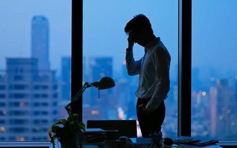 Tôi có 20 tỷ đồng nên muốn về hưu non, nhưng vợ bắt làm việc đến 60 tuổi