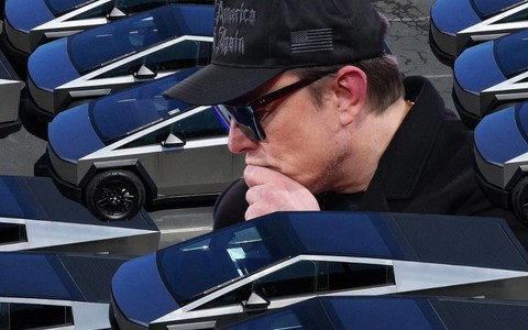 ‘Thất bại thập kỷ’ khiến Elon Musk xấu hổ ê chề với cả thế giới: 'Thùng thép di động' nặng 3 tấn ế ẩm, cả đế chế Tesla chịu trận