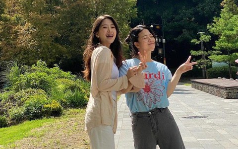 Sau khi lấy chồng, tôi giữ ví riêng, còn bạn tôi gộp hết tiền: 3 năm sau, kết quả hoàn toàn khác