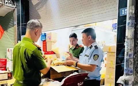 Công an Hà Nội nói về tình trạng cửa hàng ở La Phù đóng cửa không buôn bán