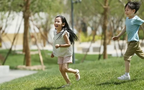 4 điều 'vô bổ' khiến con trở thành đứa trẻ hạnh phúc