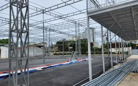 Thanh Hóa lập đoàn kiểm tra vụ hơn 1.000 chai nước mắm vứt trong bụi rậm