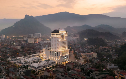 Hà Giang có khách sạn 5 sao đầu tiên được trao chứng nhận