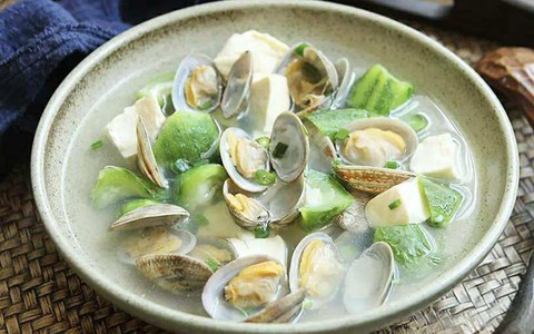 2 món canh ngon mát này nấu nhanh trong 15 phút: Nguyên liệu đơn giản lại giúp bù nước, giải nhiệt, thải độc cơ thể