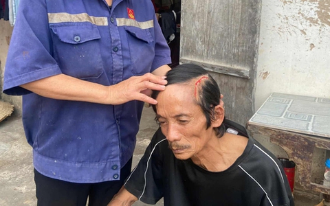 Lâm cảnh khốn cùng vì chồng bị tai nạn, con trai trầm cảm, người phụ nữ cầu xin sự giúp đỡ