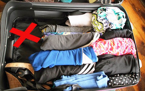 12 món nên có và 5 món nên bỏ khi đóng vali, checklist giúp phụ nữ hiện đại đi chơi gọn nhẹ, thoải mái hơn