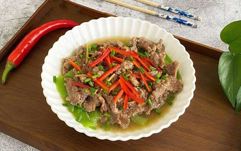 Món hấp này chỉ dùng 2 nguyên liệu, thời gian nấu chỉ 10-15 phút mà ngon miệng lại tốt để giảm cân, giữ dáng