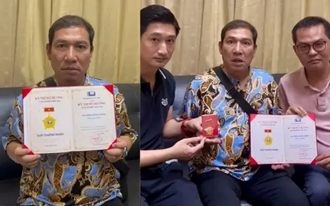 NSƯT Quang Thắng khiến dân mạng cười ngất vì biểu cảm 'hình sự' khi nhận giải