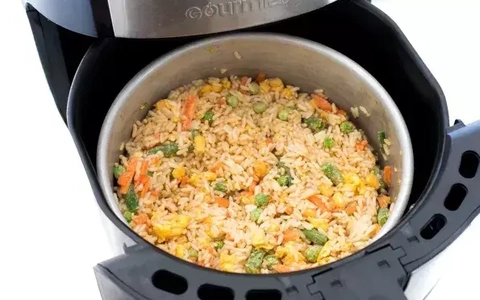 Cách nấu cơm bằng nồi chiên không dầu ngon và dễ làm