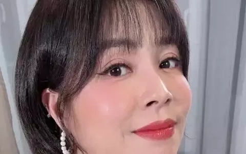 MC Hoàng Linh khóa bình luận, không xin lỗi
