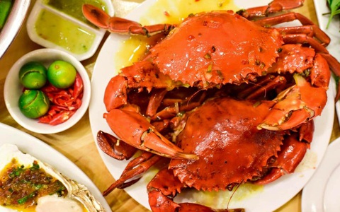 Trải nghiệm hương vị hải sản tươi ngon 100% cùng Hải sản Tomato