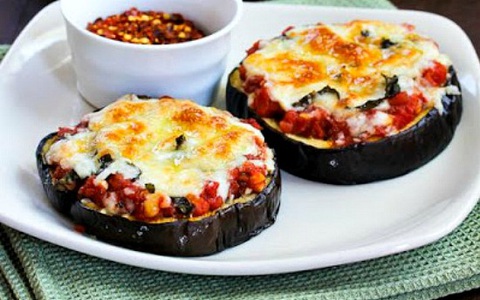 Pizza cà tím: Làm cực dễ, ăn vừa ngon lại lạ miệng và không lo tăng cân
