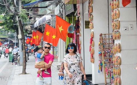 Hà Nội rực rỡ sắc cờ hoa trong ngày Tết Độc lập