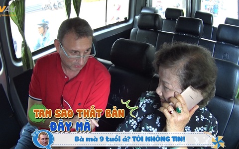 Chết cười với màn trò chuyện "ông nói gà bà nói vịt" của mẹ ruột Hoàng Bách với người nước ngoài