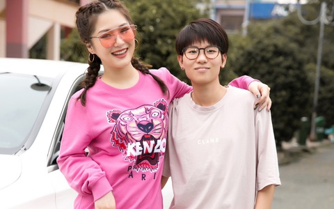 Diện cây hàng hiệu chất lừ, Hương Tràm vui vẻ tập luyện cùng các trò cưng