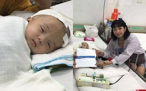"Lùm xùm" vụ trục lợi tiền ủng hộ bé bị não úng thủy chữa trị tại Singapore, tình nguyện viên và sư thầy lên tiếng
