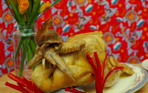 Giao thừa năm Dậu có nên kiêng cúng gà?