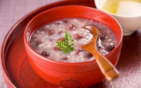 Chế độ dinh dưỡng cho người bị bệnh sốt xuất huyết: Những điều cần biết để nhanh hồi phục