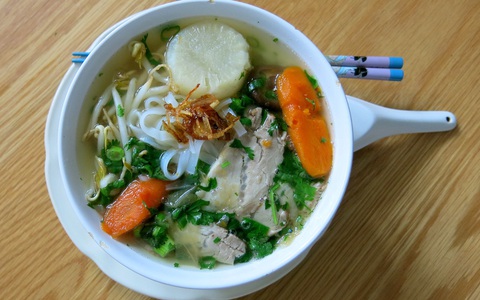 Muốn nấu hủ tíu thịt heo chuẩn vị, bạn không thể bỏ qua bài viết này
