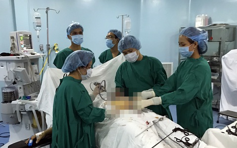 Cần Thơ: Mổ bắt con, cứu sống sản phụ có nhau thai bám chặt bất thường vào cơ tử cung