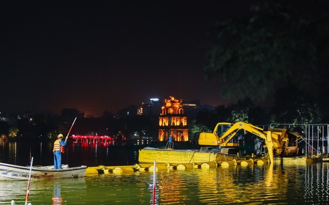 Hà Nội: Bắt đầu nạo vét, cải tạo Hồ Gươm