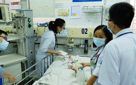 TP.HCM: Để bé “tự đói khắc đòi ăn”, mẹ suýt giết con trai 3 tuổi