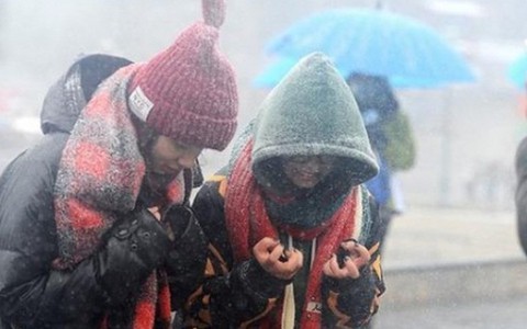 Hà Nội rét nhất từ đầu mùa, Sa Pa xuống -1 độ nguy cơ cao xuất hiện băng giá