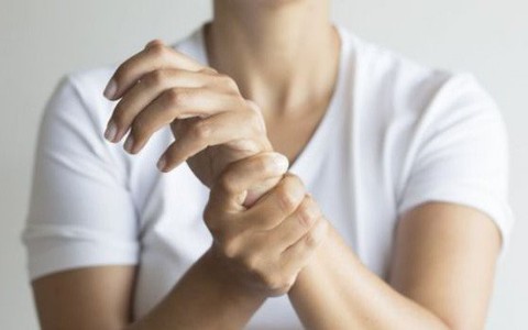 Phát hiện một gia đình không biết đau là gì do mang loại đột biến gen cực lạ