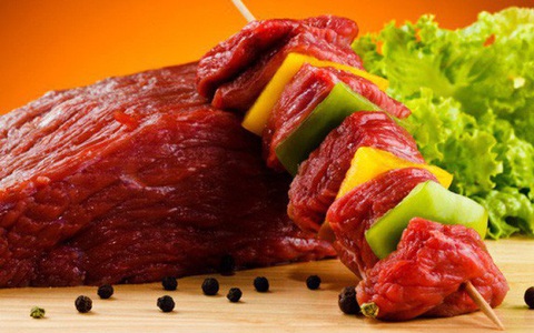 Vì tiếc tiền mà bạn luôn đi chợ muộn mua thịt giá rẻ, thịt cận date: Hãy nghĩ đến những hậu quả này trước