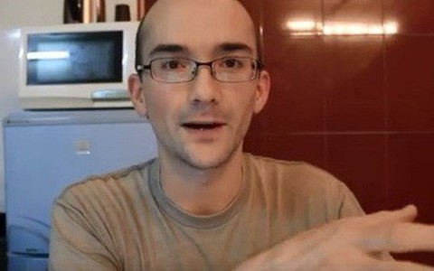 Language Link Việt Nam: Không còn liên quan tới Daniel Hauer
