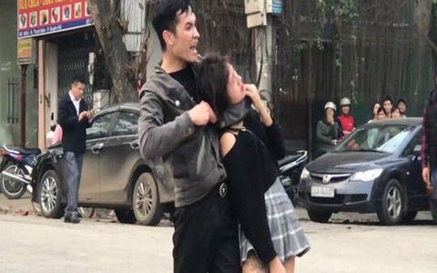 Cận cảnh khống chế nam thanh niên kề dao uy hiếp cô gái trẻ