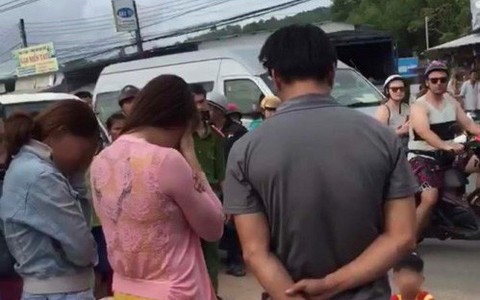 Chủ tịch tỉnh Kiên Giang chỉ đạo làm rõ clip "công an bêu tên người mua bán dâm"