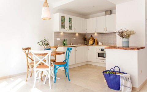 Căn hộ 60m² sở hữu nội thất được "đo ni đóng giày" siêu đáng yêu 