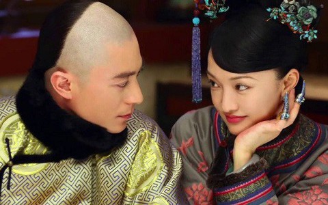 Xem Như Ý truyện ghét Càn Long làm gì khi chính trong nhà mình cũng có 1 “ông vua” như thế, chỉ là người làm vợ có chịu thừa nhận?