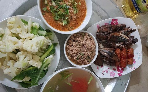 Bảo nấu mâm cơm 5 món hết 140k chẳng ai tin, mẹ trẻ tức mình bóc giá và quả chốt khiến chị em im re