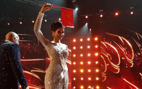 Chia sẻ đầu tiên của HHen Niê sau chung kết Miss Universe 2018, bất ngờ cô lại nói về người này