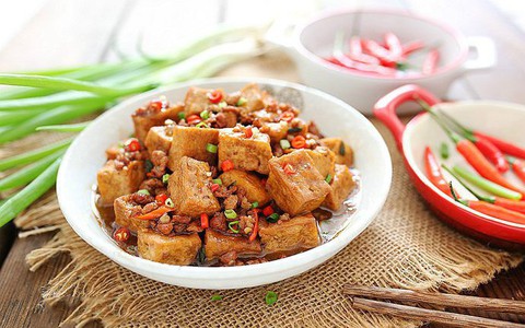 Kết hợp đậu phụ với nguyên liệu không ai ngờ tới, tôi có món ăn ngon sững sờ