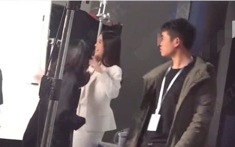 Angelababy nhận được vô số lời khen ngợi vì hành động cực đáng yêu dành cho con trai 2 tuổi 