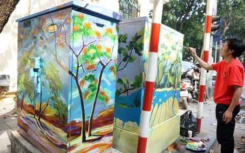 Hà Nội: Đường phố bỗng "nở hoa" nhờ những bức họa tuyệt đẹp thế này