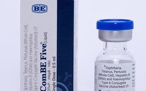 Mạng xã hội dậy sóng: Nhiều trẻ tím tái, khóc thét sau tiêm vắc xin 5in1 mới